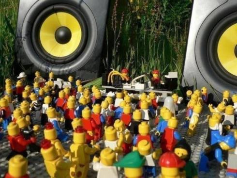 lego-ravers